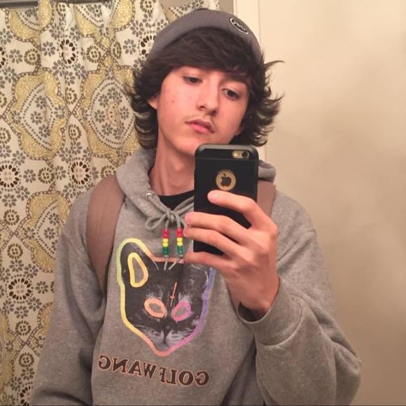 Meet your Posher, Isaac - Picture 1 of 1